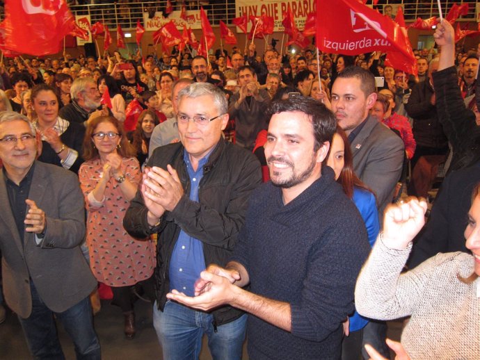 Alberto Garzón, Manuel González Orviz, y Gaspar Llamazares