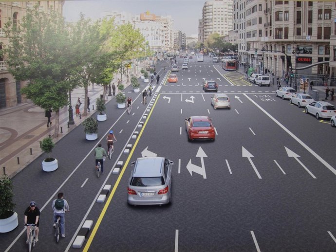 Recreación del futuro anillo ciclista de Valencia en la calle Xàtiva 
