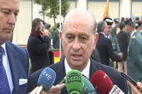Fernández Díaz se mofa de la "tribu" de Anna Gabriel: "¿apalaches, chiricauas o comanches?"