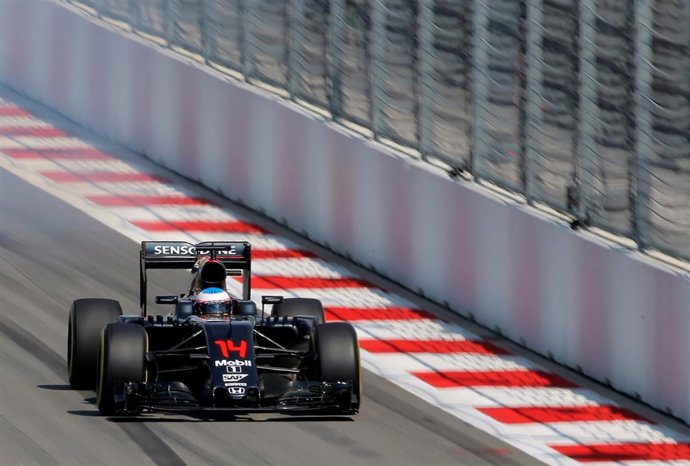 Fernando Alonso (McLaren) en Sochi (Rusia)