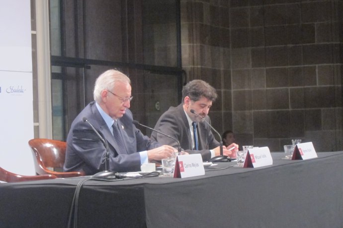 M.Valls (Cámara de Barcelona) en la conferencia de C.Mejías (C's)