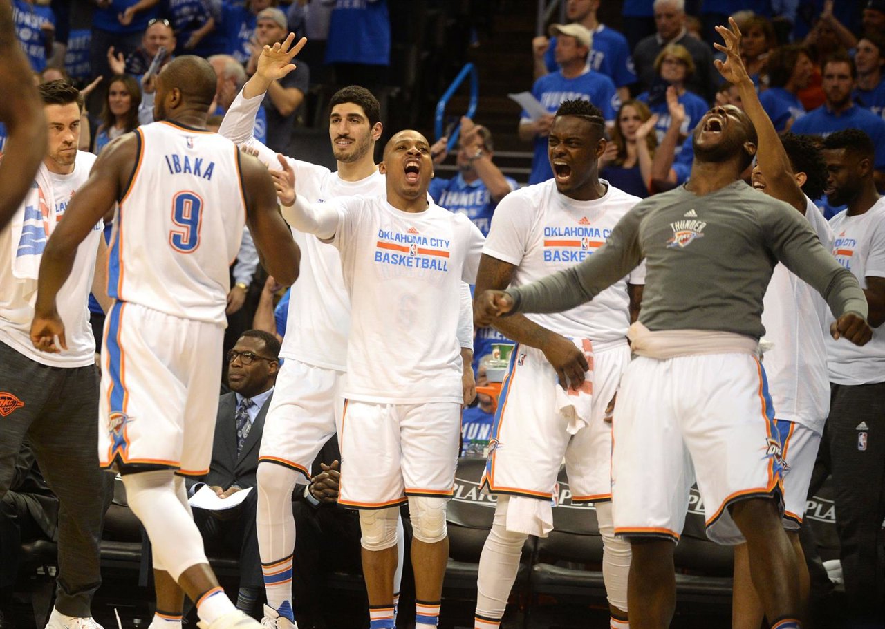 Oklahoma City Thunder celebra el pase la final del Oeste en la NBA