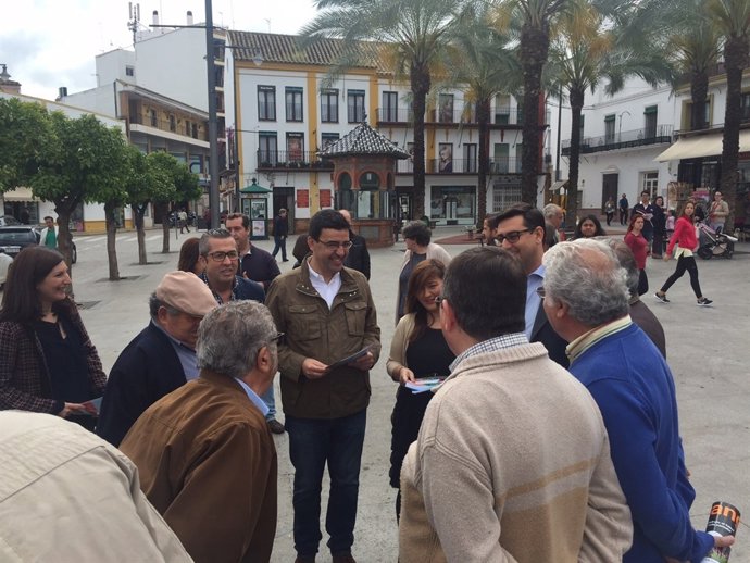 El portavoz parlamentario del PSOE-A, Mario Jiménez, en Utrera