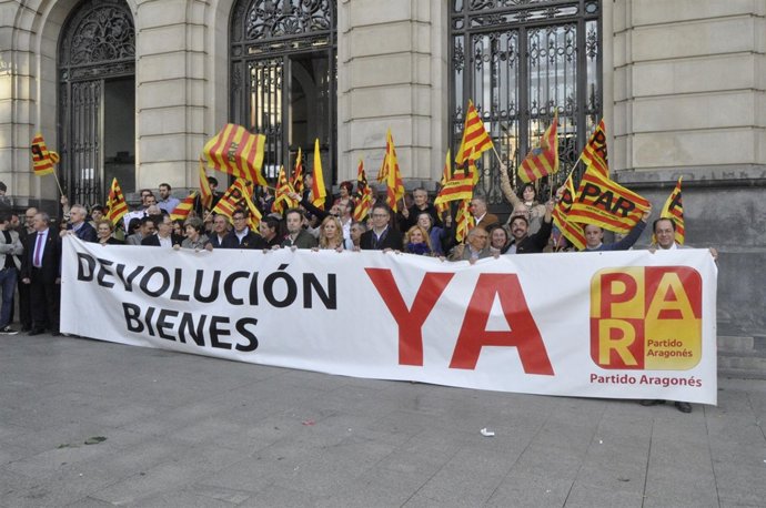 Imagen de la concentración del PAR por los bienes de Sijena. 