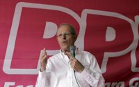 Kuczynski niega que el Ejército le prestara gasolina para llegar a una zona remota de Perú