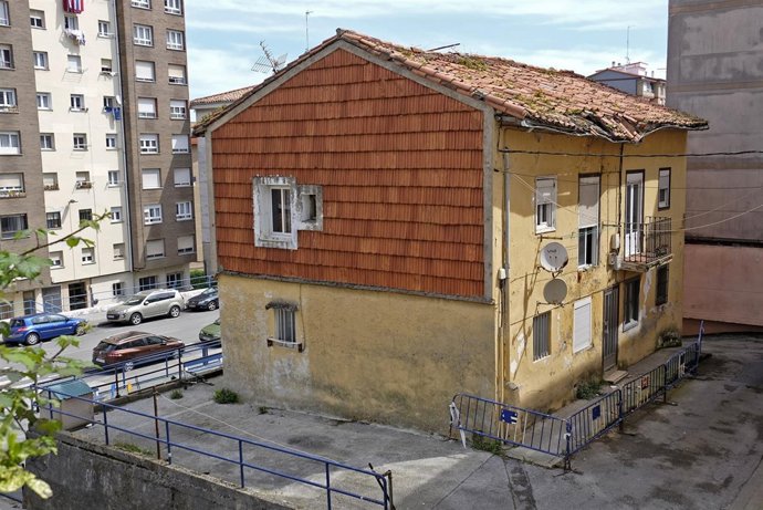 Edificio en ruina en Fernando de los Ríos