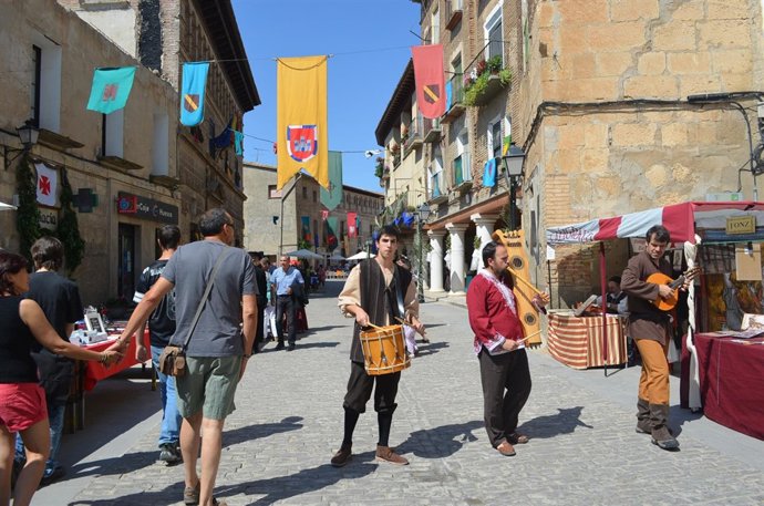 Feria renacentista de Fonz.