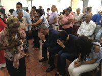 Abinader acude a votar tras pedir que todo transcurra con normalidad