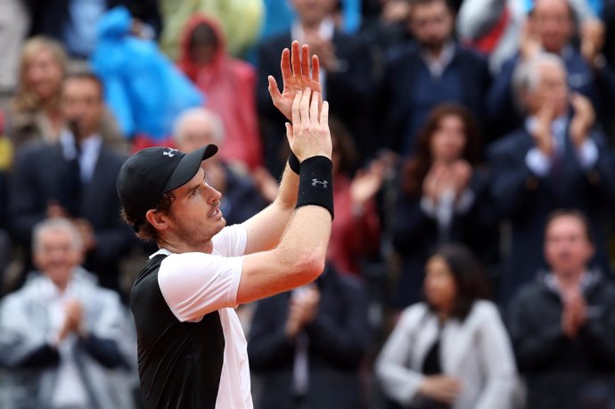 Murray se venga de Djokovic y se estrena en Roma