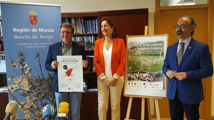 Ón De La I Feria De Ganado Ov Ino Segureño Y Ganadería