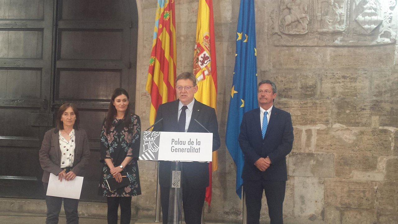 Montón con Puig tras reunirse con los comisionados de sanidad