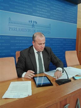 Julio Díaz, hoy en rueda de prensa.