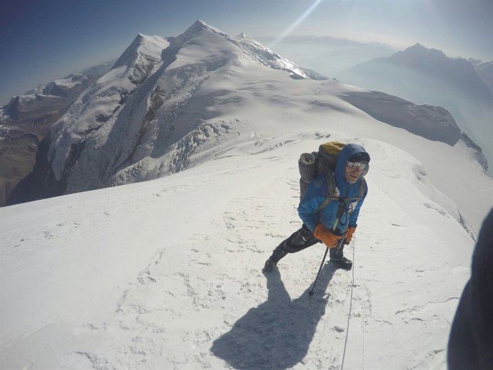 El alpinista Alberto Zerain en el Dhaulagiri