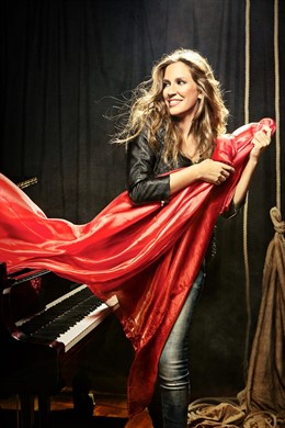 La cantante María Toledo