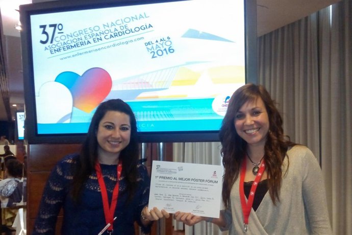 Recogiendo el premio