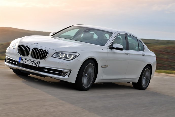 BMW 750D XDRIVE