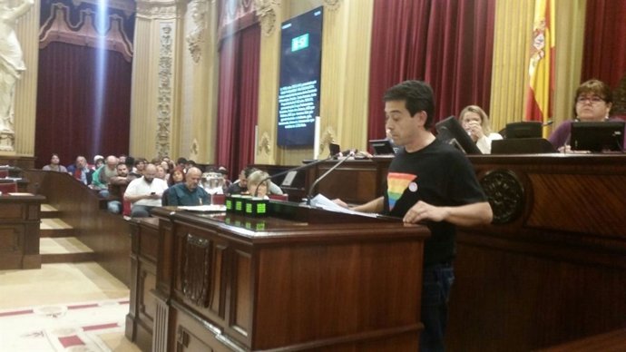 El Parlament ha aprobado este martes la Ley para garantizar los derechos LGTB