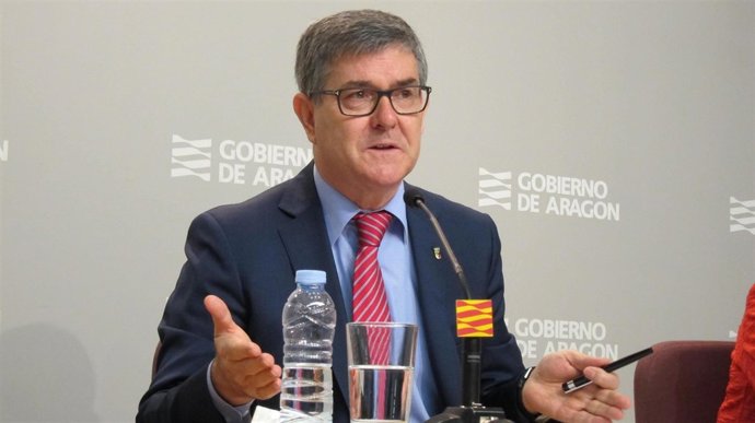 El consejero de Presidencia de Aragón, Vicente Guillén