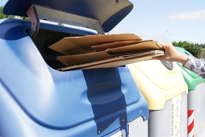 Reciclaje de cartón. 