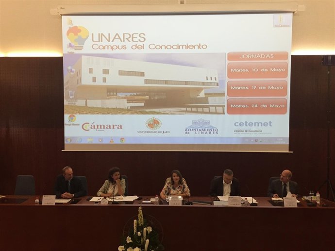 Celebración de la segunda jornada del Campus del Conocimiento de Linaras.