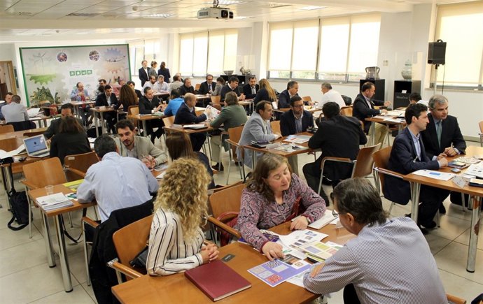 Encuentro de empresas de materiales de construcción organizado por Extenda