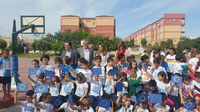 Ruiz (centro) durante la inaguración de los 'I Juegos Europeos'