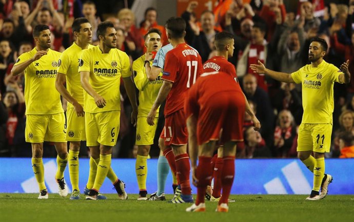 El Villarreal pierde con el Liverpool en Anfield
