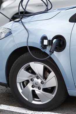 Coche eléctrico, enchufe, motor, vehículo, híbrido, sostenibilidad, transporte