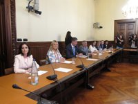 La AVT no se verá con Forcadell para evitar que "se lave la cara" tras recibir a Otegi