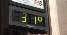 Termómetro con 31 grados