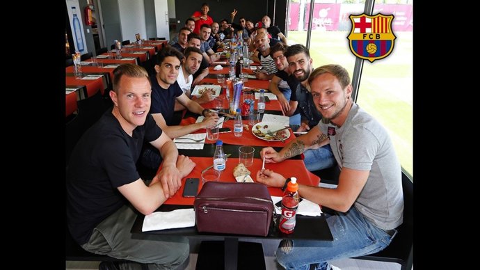 Comida de hermanamiento de la plantilla del Barcelona