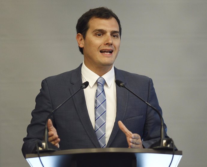 Albert Rivera en un desayuno informativo