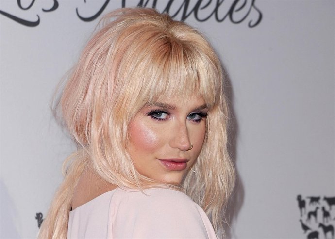 Kesha/ Getty