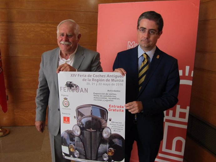 Presentación de la XIV Feria de coches antiguos de la Región de Murcia