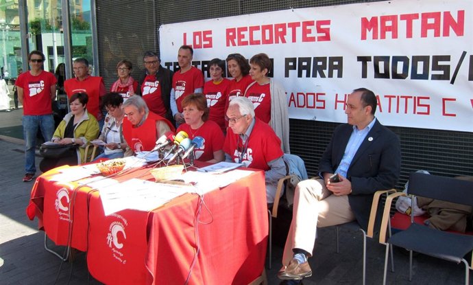 Mesa de afectados por Hepatitis