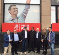 Óscar López dice que el PSOE defiende mantener las pensiones públicas y garantizarlas con una imposición en el IRPF