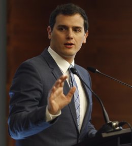 Albert Rivera en un desayuno informativo