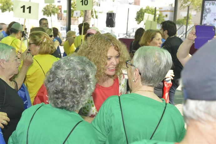 Adela Castaño, durante la jornada con mayores