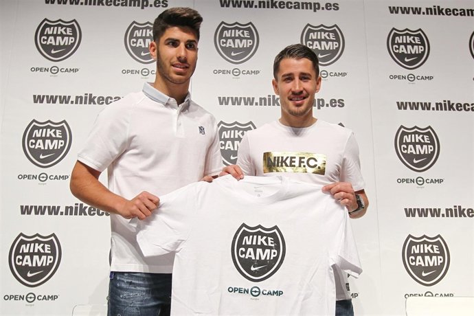Marco Asensio y Bojan Krkic