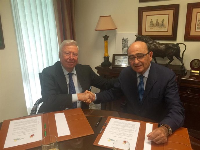 José Luis García Palacios y José María Loring.