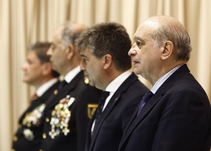 Fernández Díaz, preside el acto de jura de cargo de 51 nuevos inspectores jefes
