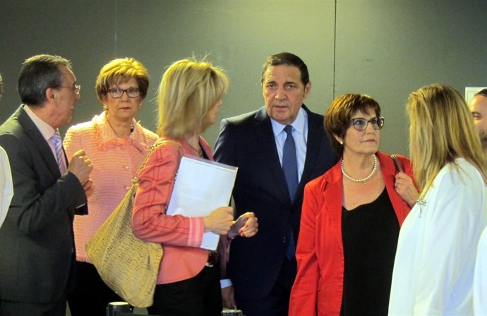 Sáez Aguado a su llegada a la Delegación de la Junta en Salamanca para participa