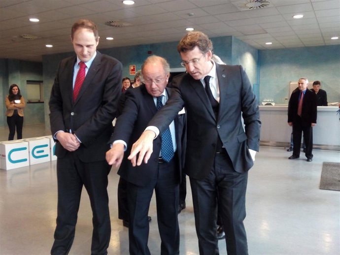 Alberto Núñez Feijóo con el presidente de Ceaga.
