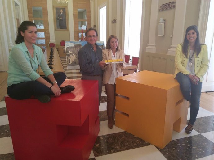 Las ganadoras del proyecto de icono 3D para Cáceres