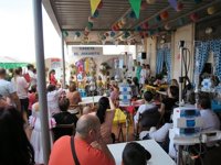 Niños del Reina Sofía de Córdoba celebran la feria con numerosas actividades lúdicas