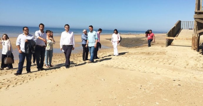 El portavoz del grupo parlamentario socialista, Mario Jiménez, en Islantilla