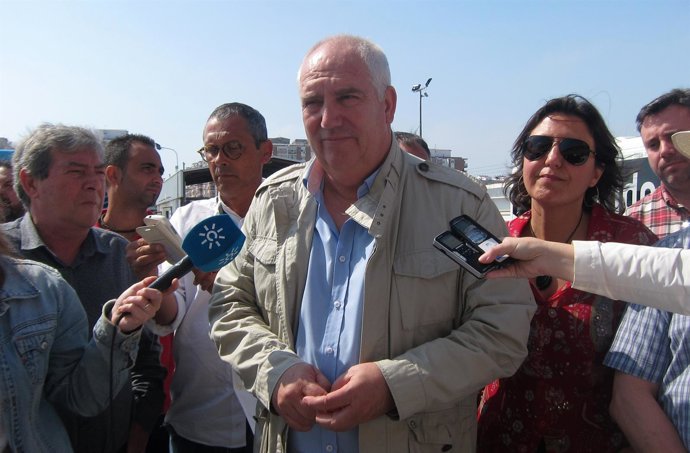 Francisco Carbonero (CCOO-A) en instalaciones de la EMT Málaga