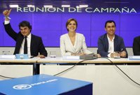 Cospedal pide a los cargos del PP una campaña puerta a puerta explicando las alternativas: extremismo o moderación