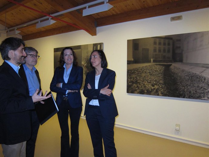 Iglesias y Palacín en la sala Zuolaga de Fuendetodos