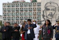 Evo Morales, condecorado en Cuba con la Orden José Martí
